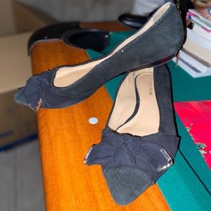 Pointed black flats. Good condition. Size 9.5